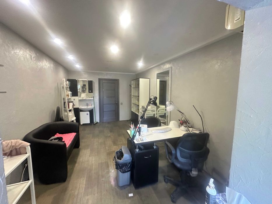 От владельца. Без % Продам действующий салон красоты пр. Отрадный 30