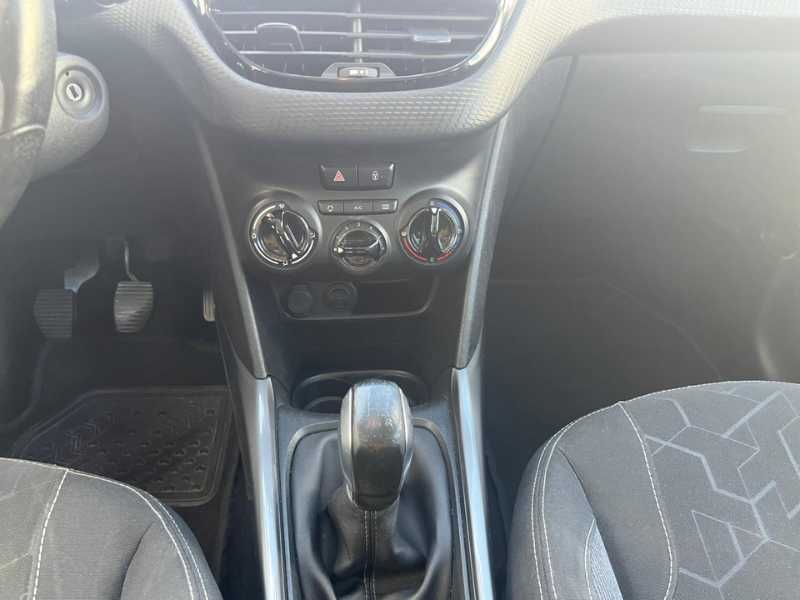 Peugeot 2008 1.2 PureTech Style