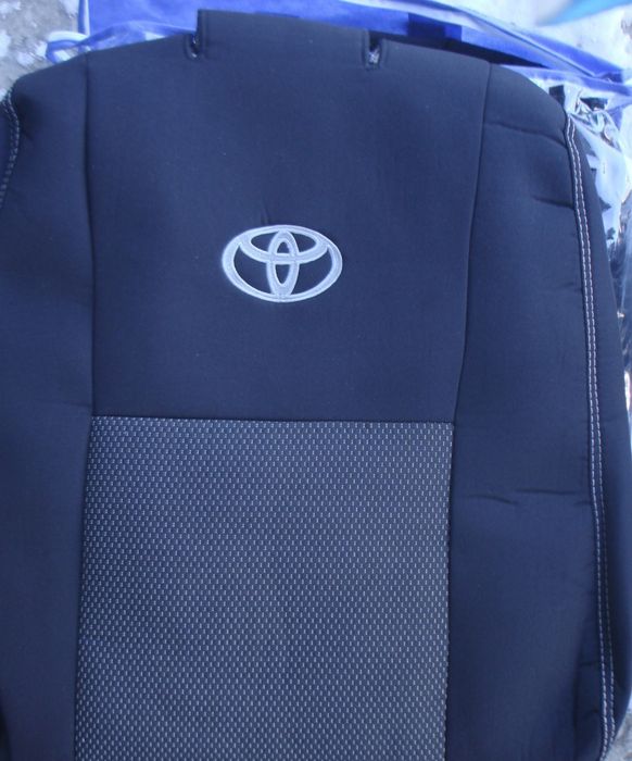 Чехлы Чохли авточехлы Toyota Camry / Auris/ Corolla/ Rav-4 /Avensis