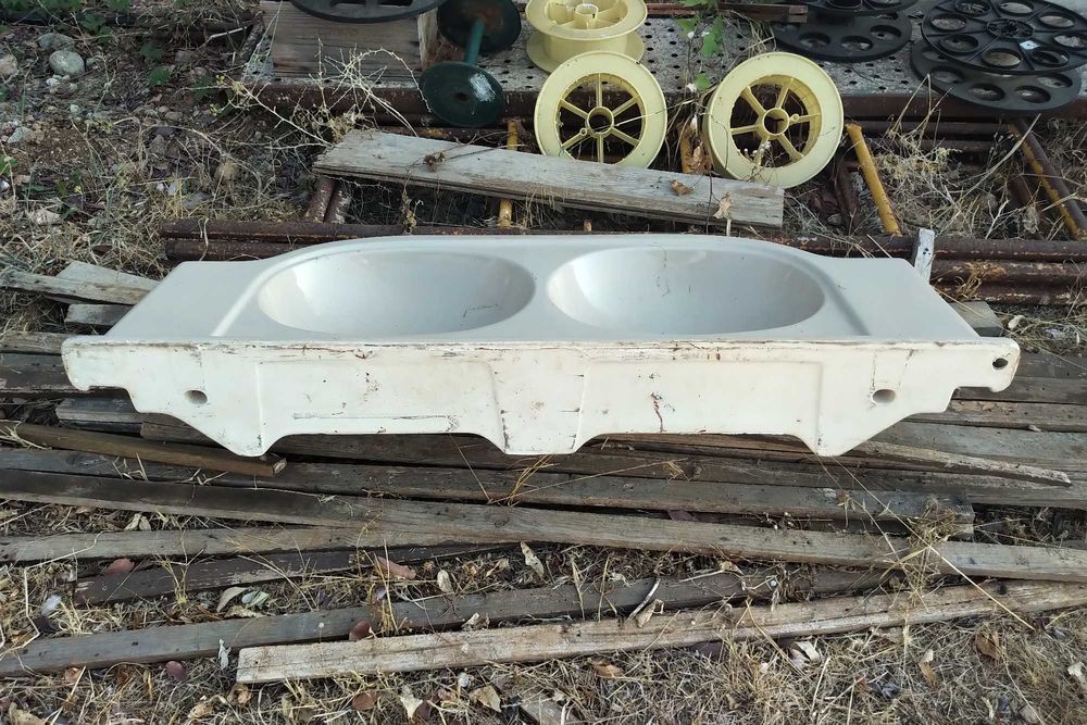 Lavatório duplo Roca 130 X 55 cms