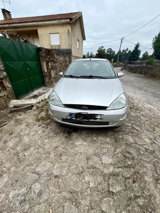 Vendo Ford Focus 1.8 Tddi 2001