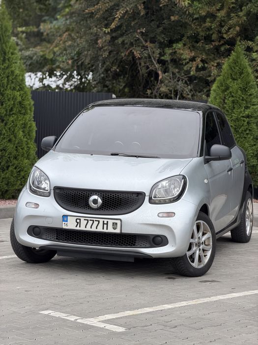 Продам SMART FORFOUR 2016 г.