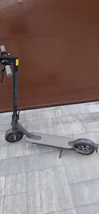 Hulajnoga  elektryczna  Xiaomi mi pro 2