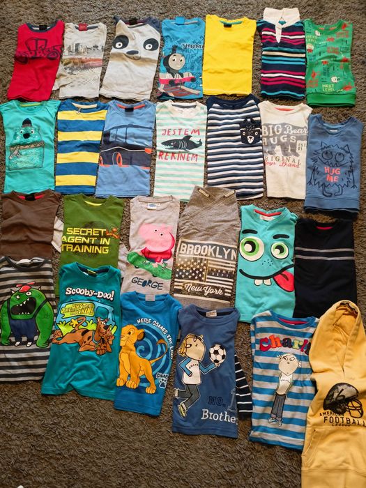 Bluzki z długim rękawem mix 26 sztuk na 2-3 lata