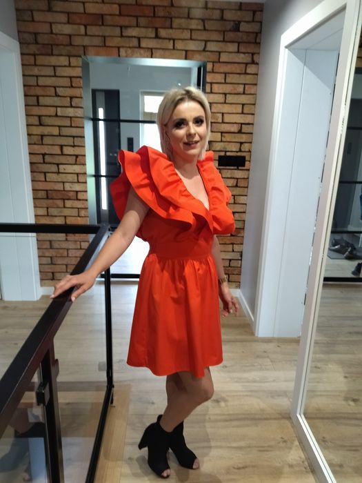 Piękna sukienka Zara