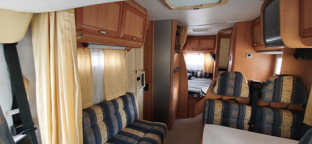 Autocaravana hymer 2.8  5 lugares de livrete