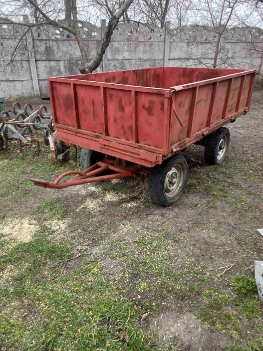 Причіп для трактора, самосвала, самоскид