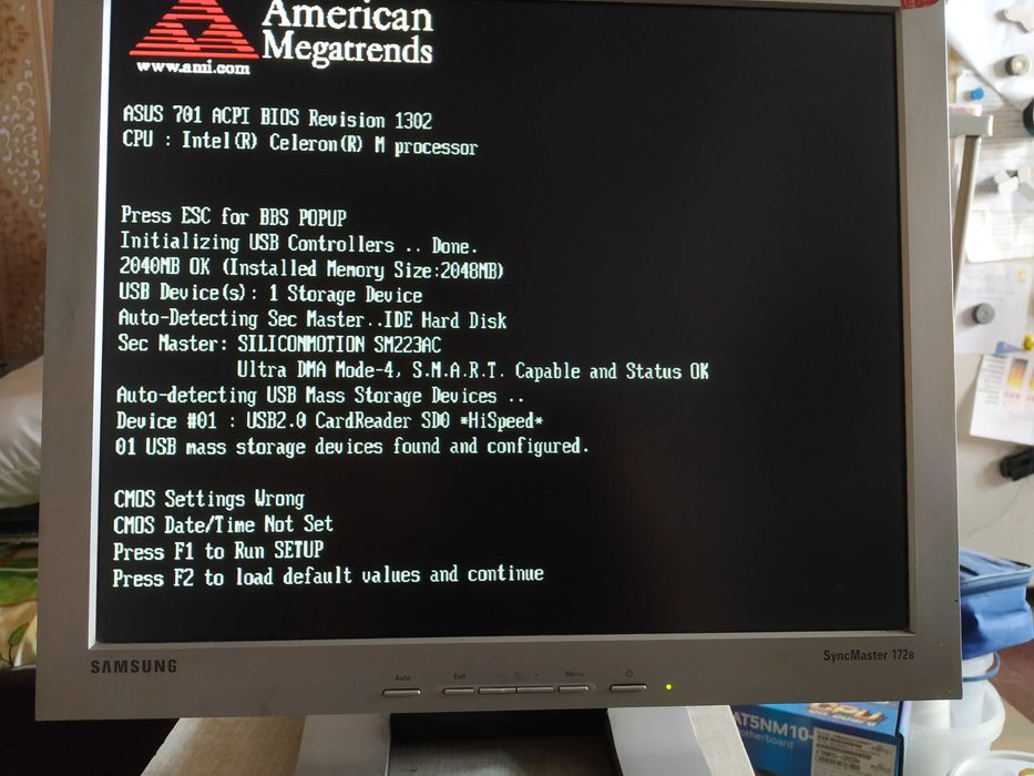 Монитор Samsung SyncMaster 172B