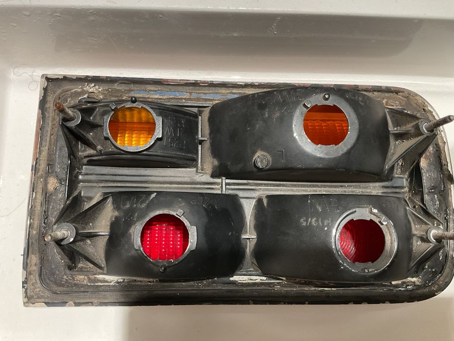 Farolim traseiro Ford Capri Mk1 facelift