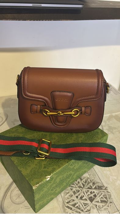 Mala gucci castanha