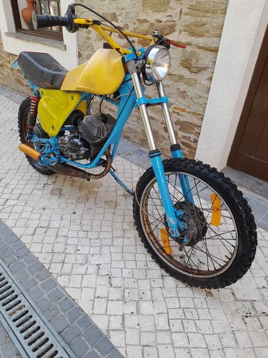 Motor Casal 5V+suspensões Marzocchi/Talbor+escape de rendimento, roda 17", 50cc