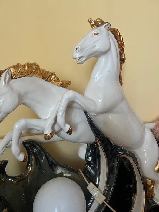 Світильник фаянсовий