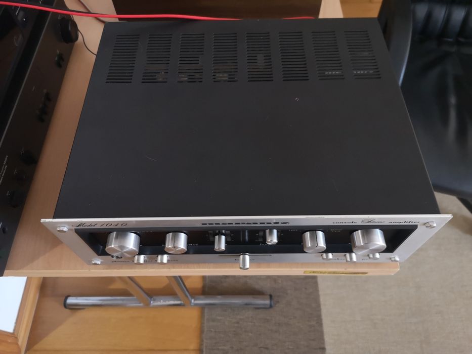 Amplificador Marantz 1040