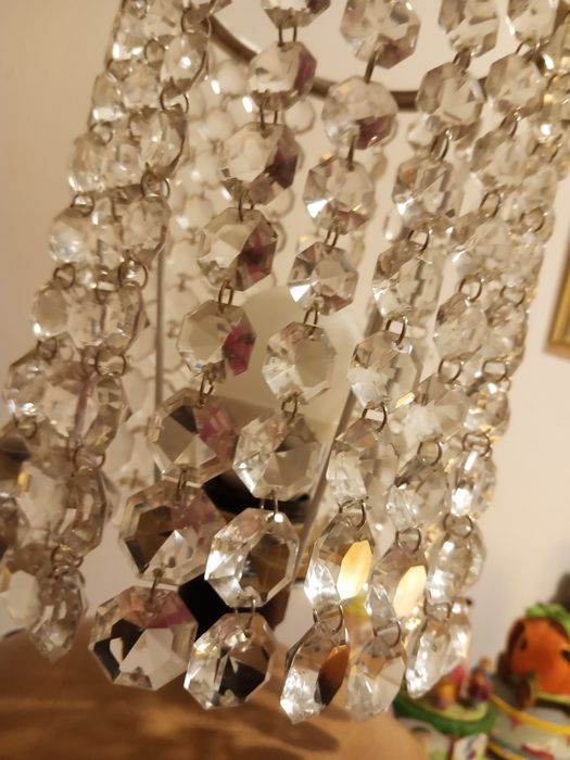 Candeeiro de mesa, base madeira pesado.