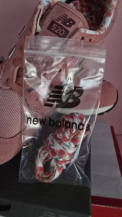 Buty damskie sportowe New Balance rozmiar 37