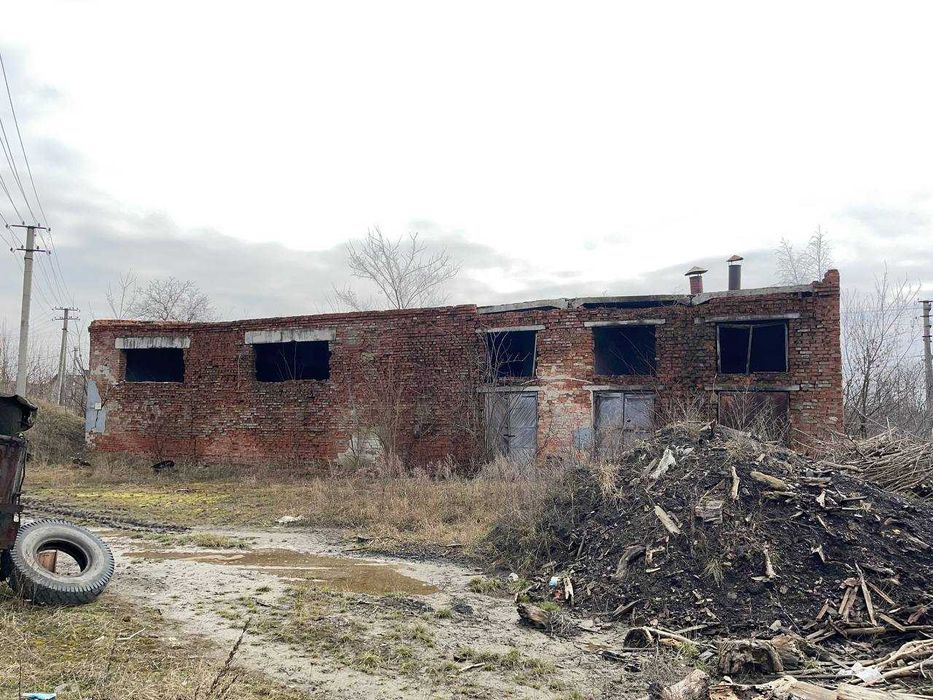 Оренда приміщень за адресою: м. Здолбунів, вул.8 Березня, 27а