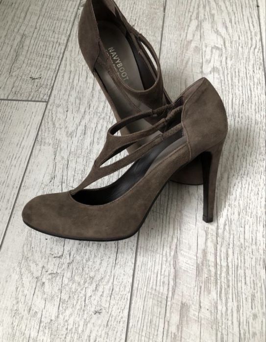 Брендові, замшеві туфлі giancarlo paoli