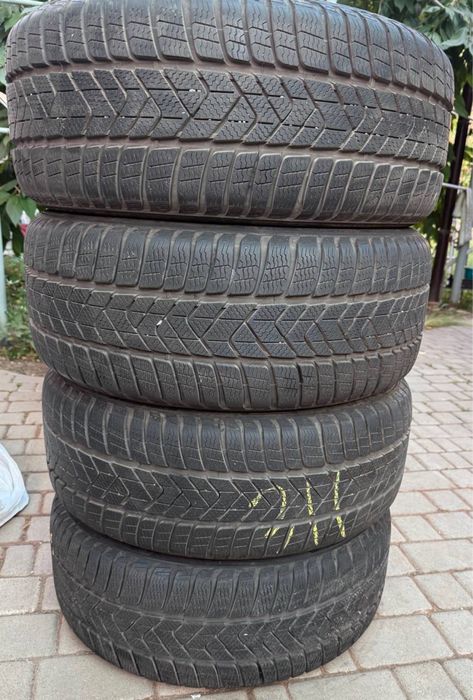 Резина б/у, зима, Pirelli, 225/40, R18, комплект 4 шт