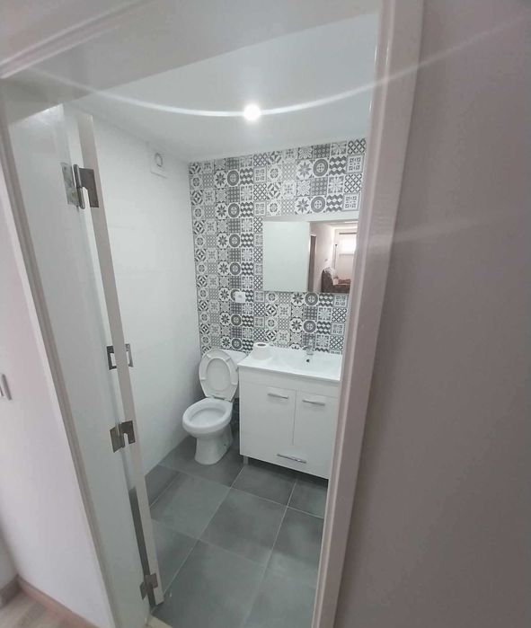 Quarto para arrendar em zona bastante calma e tranquila