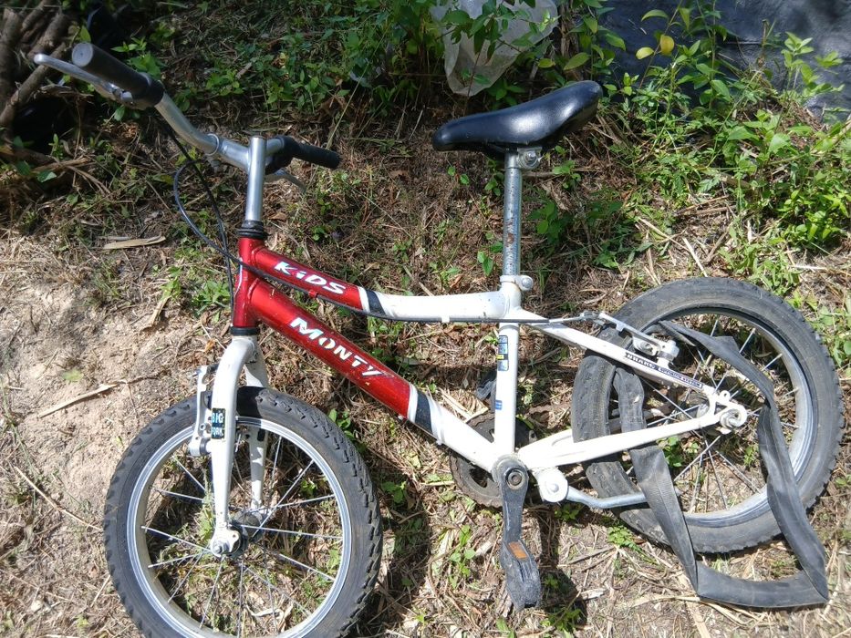 Bicicletas  e triciclos bebés e crianças