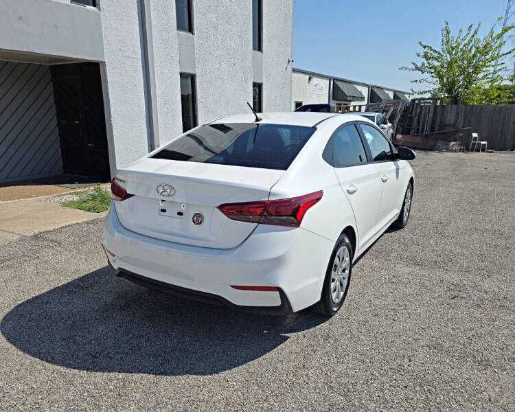 2022 Hyundai Accent SE