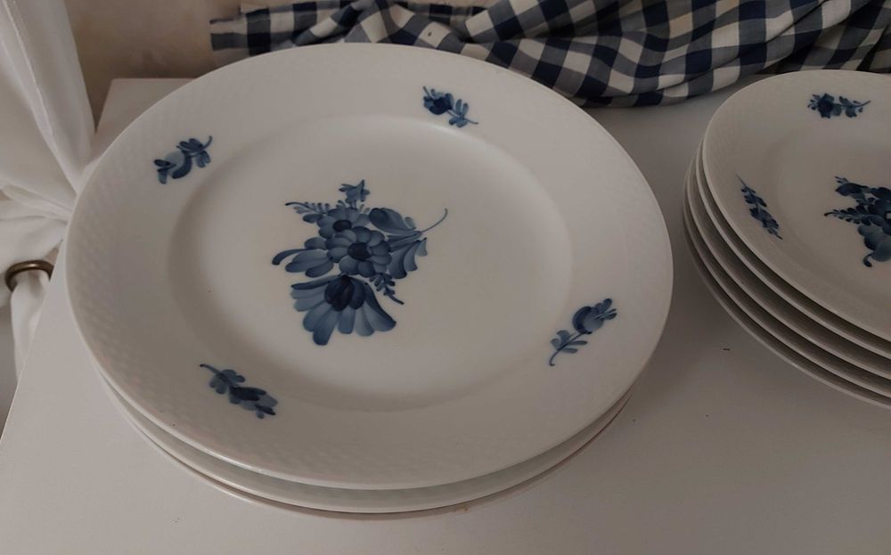 ROYAL COPENHAGEN Denmark elementy porcelanowych zastawów