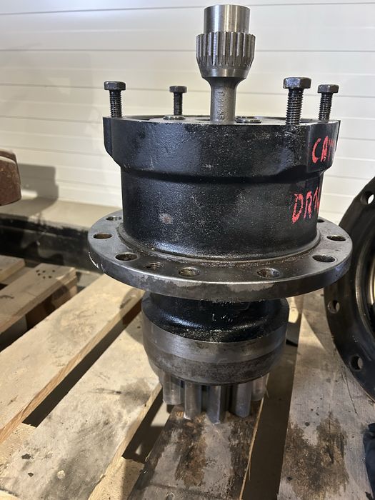 Reduktor obrotu DR140 cat 313 , 315 , 316 - 11 zębów