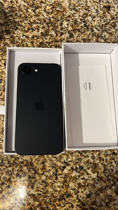 iPhone 16e iPhone 16e novo Cor preto