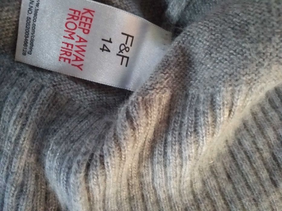 szary sweterek F&F z golfem 38/40