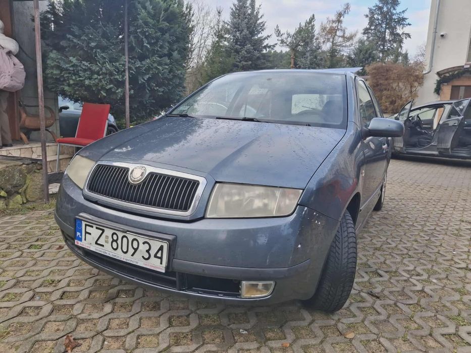 Skoda Fabia 1.9sdi - części maska lampa silnik skrzynia  lub całośc