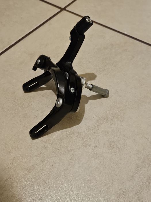 Hamulec szczękowy do roweru szosowego