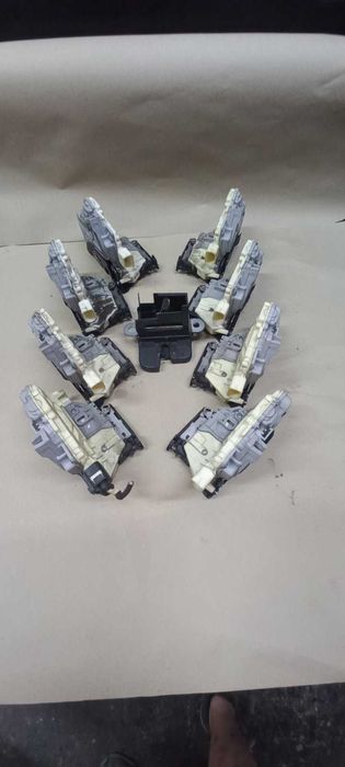 Замок двери Passat B6 замок дверей пасат Б6 передній задній, ляда