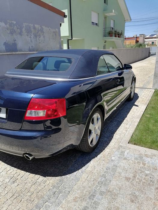 Audi A4 cabrio 1.8 turbo de 2003 com 183000 km