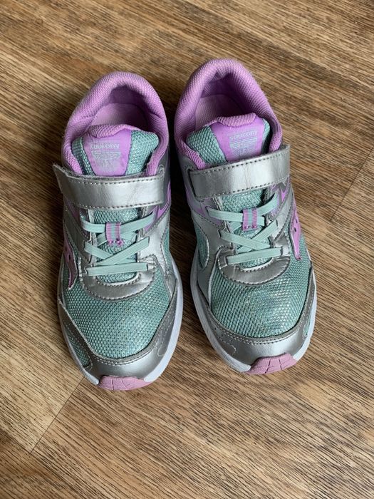 Кросівки saucony р.35-36 дівчачі 23 см дитячі кроси
