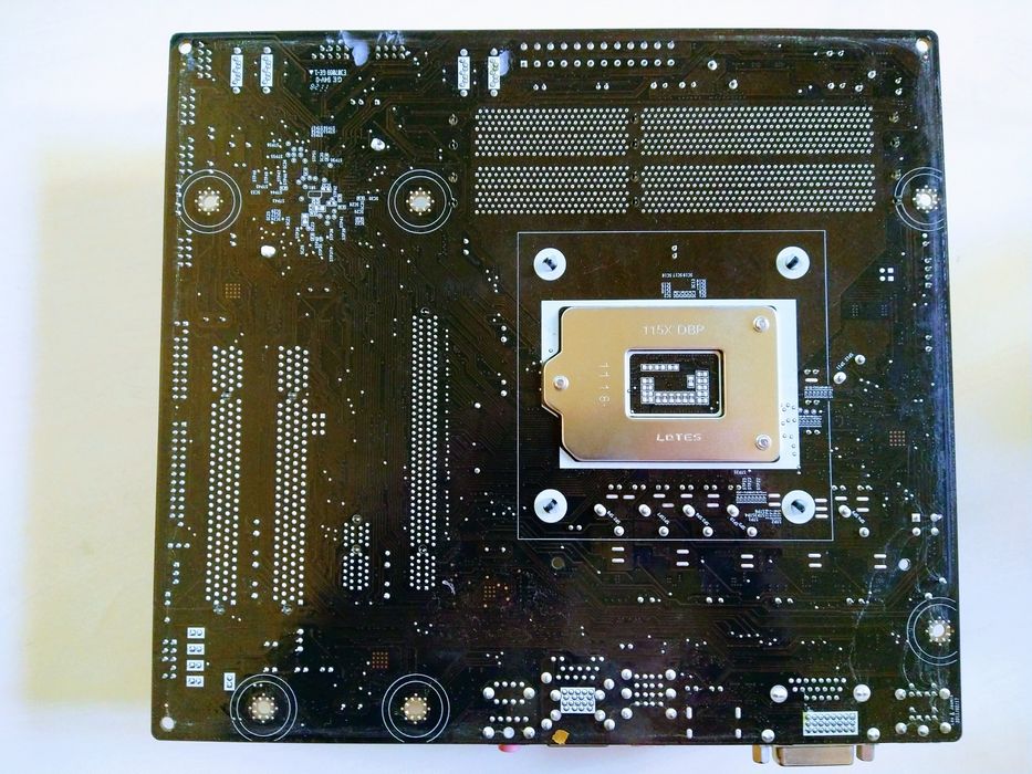 Материнка S1155 ECS H61H2-MV (INTEL H61)(DDR3)