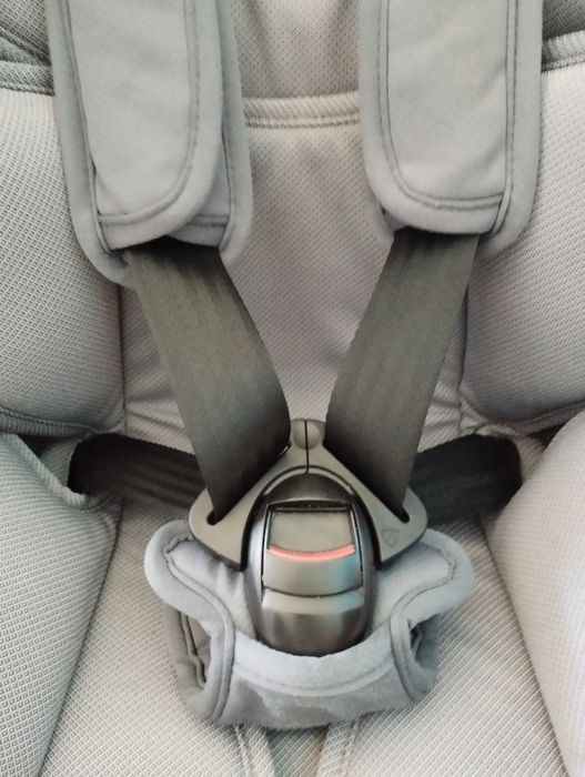 Cadeira Babysafe Akita com cintas