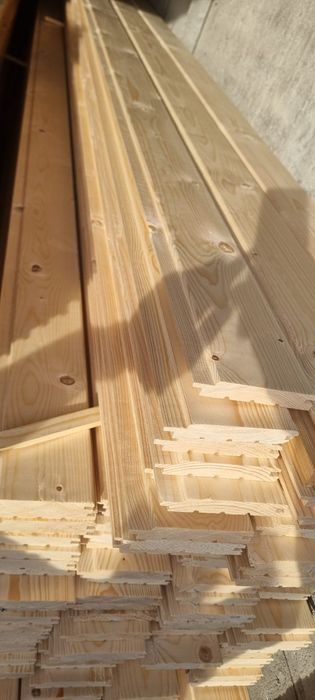 Boazeria drewniana świerkowa lub sosnowa 19 mm klasa AB