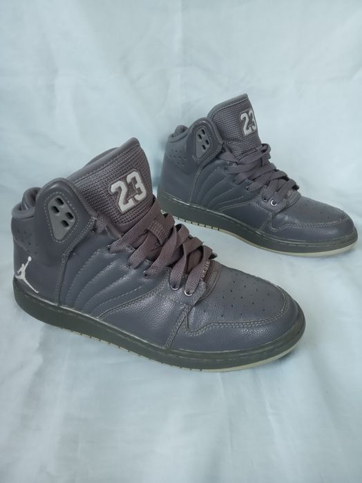 36 Nike Air Jordan Flight 4