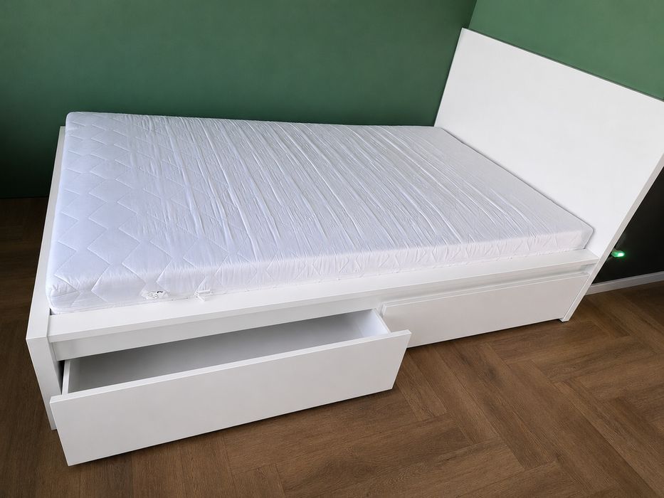 Rama łóżka Malm Ikea