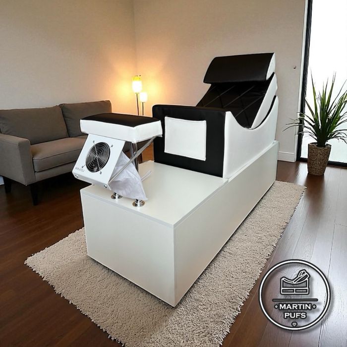 Педикюрне крісло, шезлонг для нарощування вій та роботу з віями.