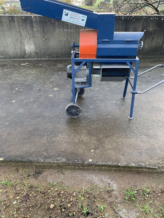 Deboladeira de milho  eletrica