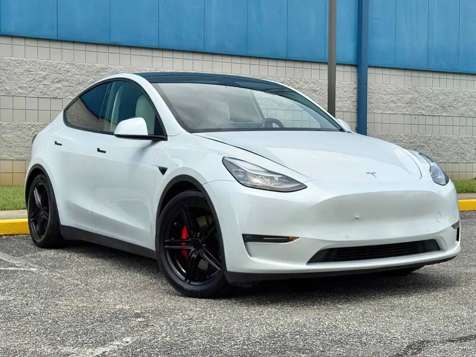 Tesla Model Y Performance      2022