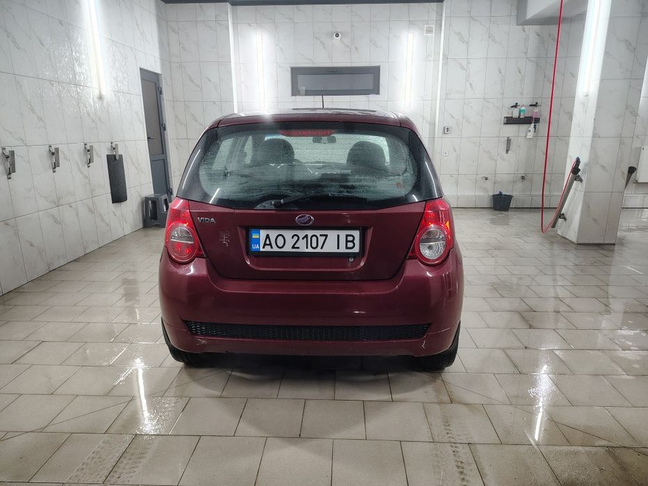 Aveo T255 (Zaz Vida) Хетчбек, 2ий власник + комплект резини.