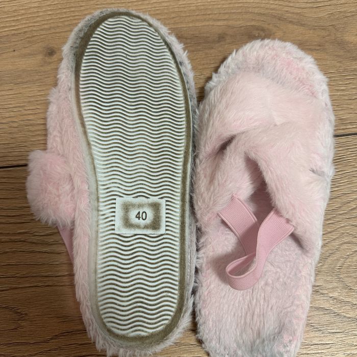 За все 30! Тапочки комнатные и полотенца