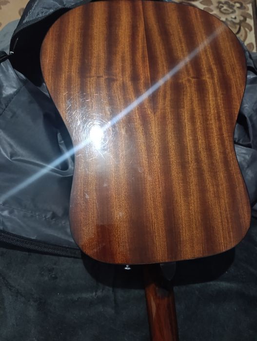 Продам Фендер,лежить без діла,стан нової.