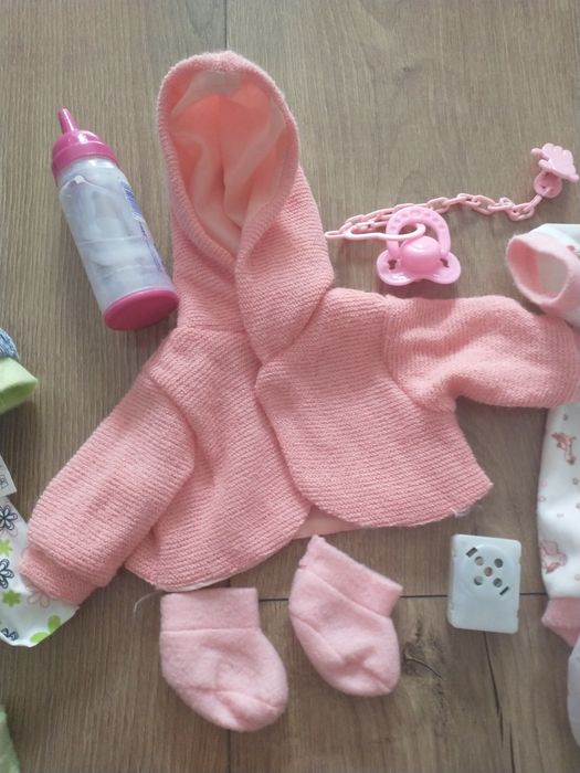 Adar, lalka, bobas, mówi, śpiewa, ubranka