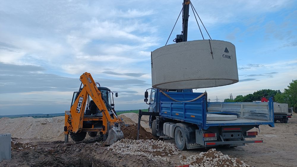 Бетонні кільця послуги маніпулятором кольца на септик цегла шлакоблоки