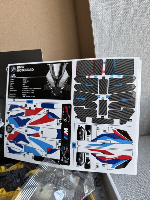 Конструктор Technic BMW M 1000 RR 42130 Новий Мотоцикл Новый Lego Лего