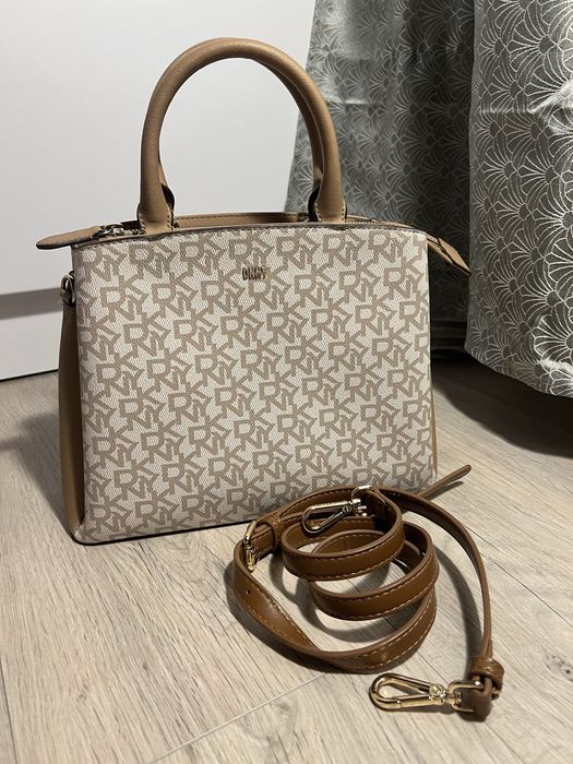 Torebka beżowa DKNY