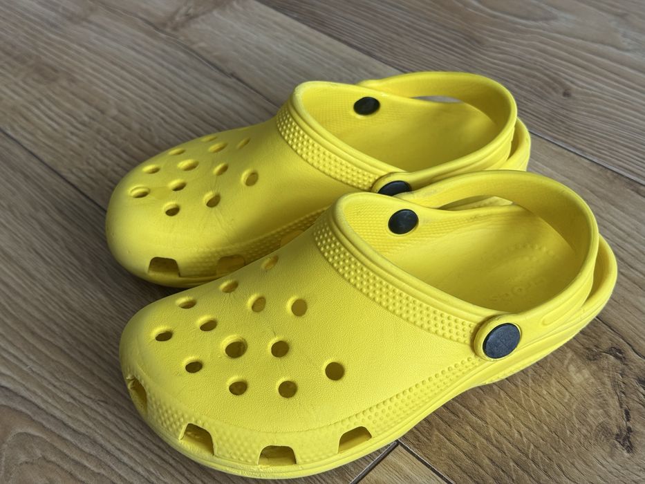 Oryginalne Crocsy dziecięce rozm. C13 – żółte